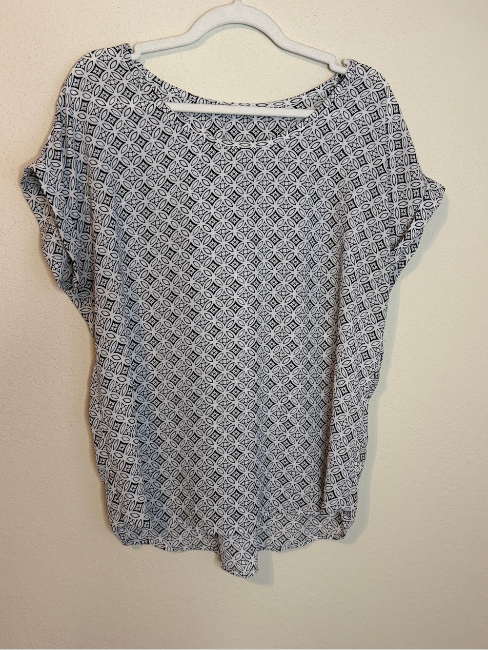 Pleione Black & White Geometric Dolman Top